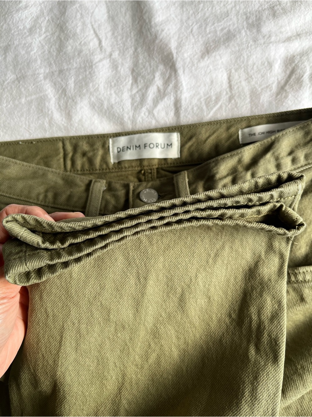 Aritzia Denim Forum The Joni High Rise Loose Jeans Olive Green Size 26 Organic - Picture 9 of 15